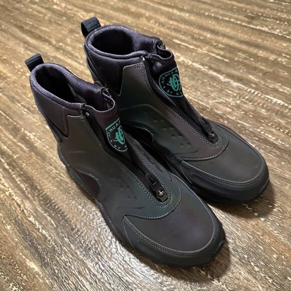 Women's Nike Huarache Run Mid Premium 'Iridescent' Sneakers, Size 8 - Picture 5 of 13